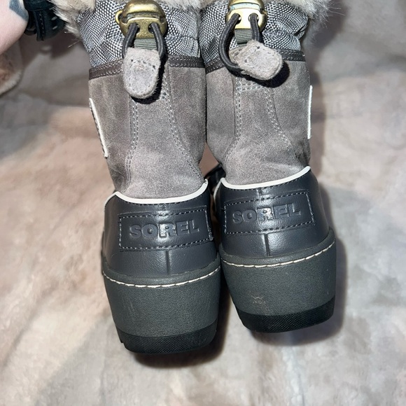 Sorel Tivoli III High Boot size 6 - Picture 2 of 6